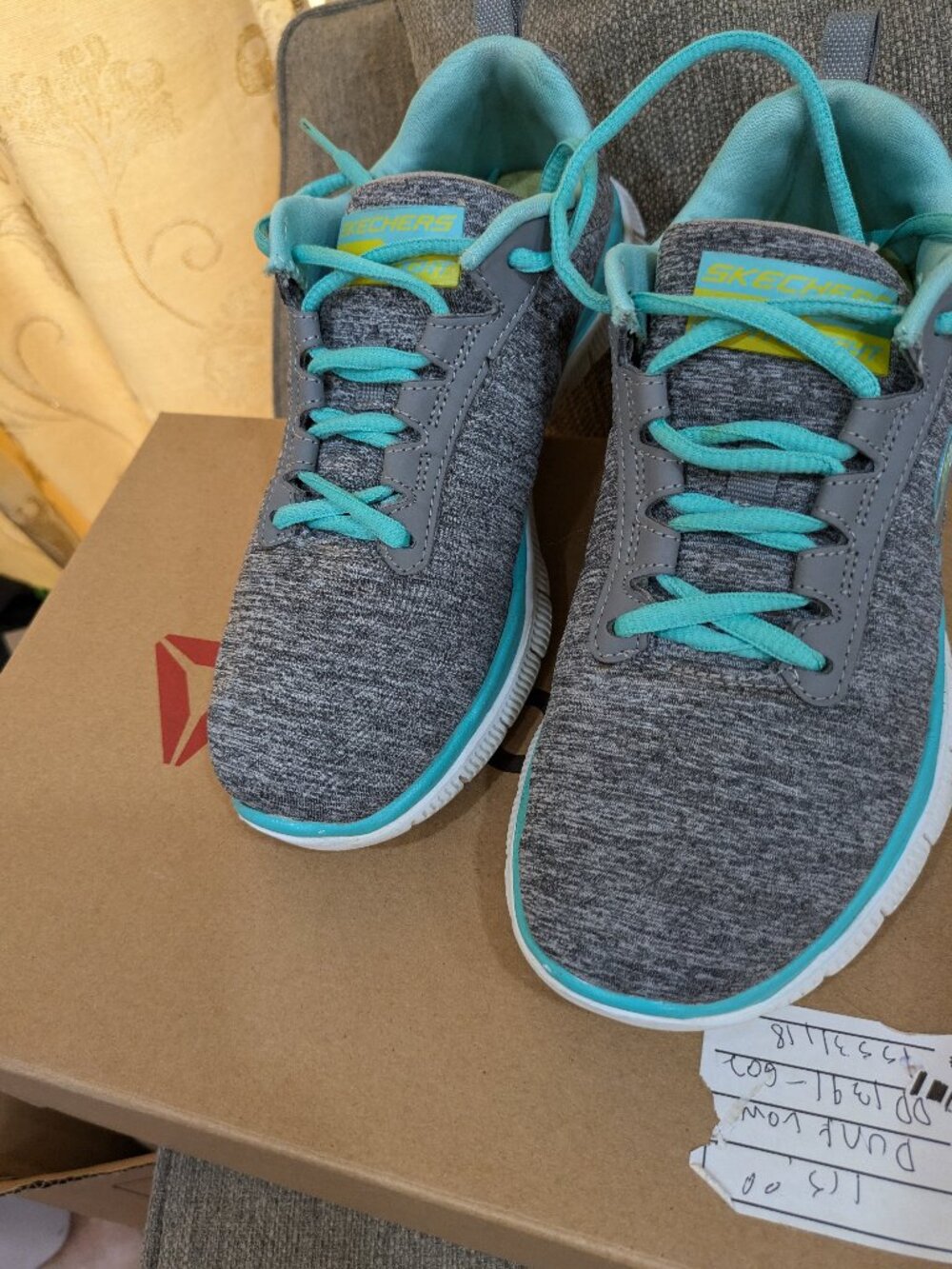 Skechers Womens Flex Appeal Running Shoes Gray Low Top Size 6 US Great Condition